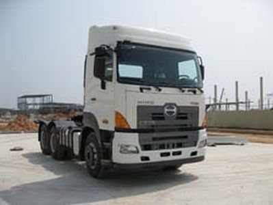 Hino  YC4251SS1EK Tractor