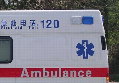 Zhongyi  SZY5036XJH2 ambulance