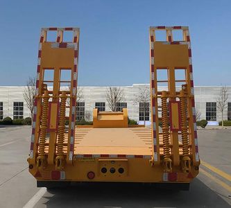 Cadillac LCC9402TDP Low flatbed semi-trailer