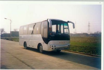 Medium to large  YCK6812H coach