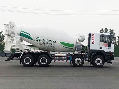 Lingyu  CLY5311GJB30E53 Concrete mixing transport vehicle