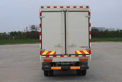 Dongfeng  EQ5122CCYF Grate type transport vehicle