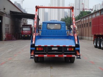 Xingda  XXQ5100ZBS Swing arm garbage truck