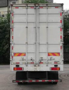 Chenglong  LZ5250XXYH5CB Box transport vehicle