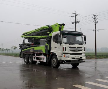 Steyr ZZ5334THBV5747F1 Concrete pump truck