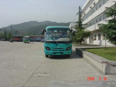 Dongfeng  EQ6721P1 coach