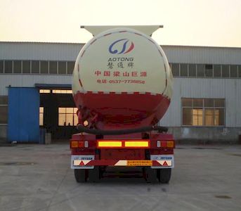 Aotong  LAT9404GFL Low density powder material transportation semi-trailer