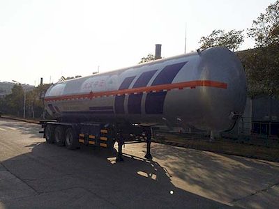 46  WHC9406GYQ Semi trailer for liquefied gas transportation