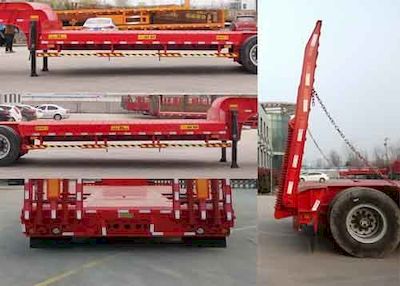 Yuchang  YCH9403TDP Low flatbed semi-trailer