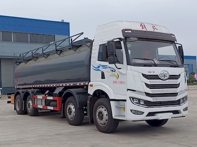 Cheng Li  CL5311GPGC6 Ordinary liquid transport vehicles