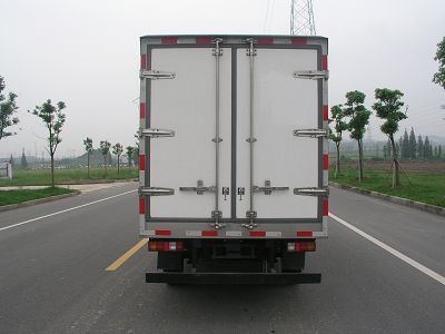 Nissan ZN5040XLCA1Z Refrigerated truck