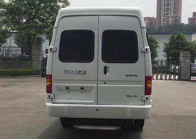 Isuzu  QL6590A6HD Light Bus