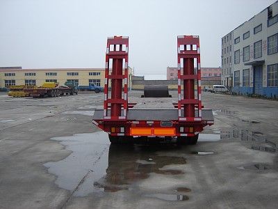 Jijun brand automobiles HJT9340TDP Low flatbed transport semi-trailer