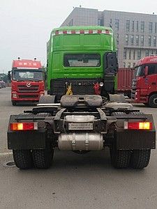 Long March  CZ4250SU273 Semi trailer tractor