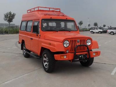 Beijing brand automobiles BJ5030XYB2CEB2 Personnel transport vehicle