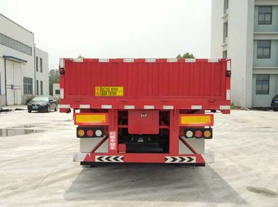 Mao Xincheng  HDC9400 Fence semi-trailer