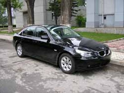 BMW BMW7251AABMW523i Sedan