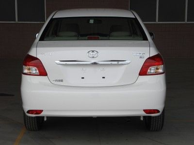 Toyota TV7162GLiMD Sedan