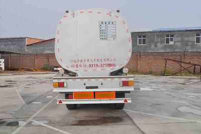 Qilin  QLG9402GSYL Aluminum alloy edible oil transportation semi-trailer