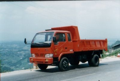 Huachuan brand automobiles DZ5815PD Self dumping low-speed truck