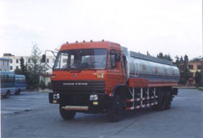 Dongfeng  EQ5208GYY Oil tanker