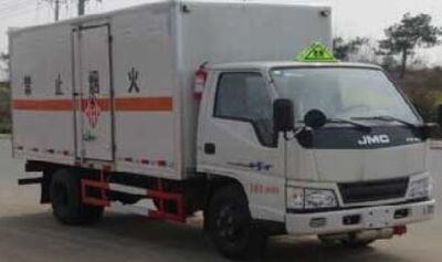 Duo Shi Xing  JHW5040XRGJX Flammable solid box transport vehicle