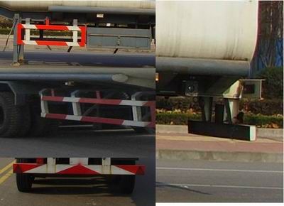 Taicheng  LHT9400GYY Oil transport semi-trailer