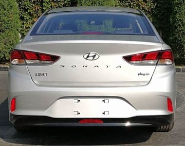 Beijing Hyundai Automobile BH7200PHEVRAV Plug in hybrid sedan