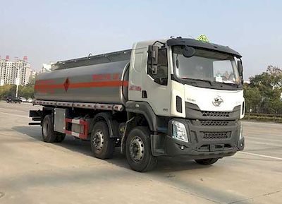 Chufei CLQ5250GYY5LZOil tanker