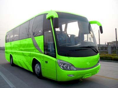 Medium to large  YCK6106HG coach