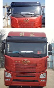 Jiefang Automobile CA5250XXYP26K1L5T3E5A80 Box transport vehicle