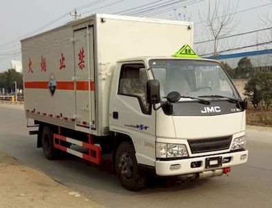 Cheng Liwei  CLW5061XFWJ5 Corrosive goods box transport vehicle