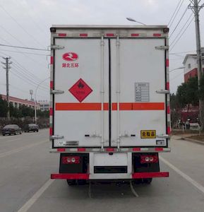 Huatong brand automobiles HCQ5046XRYBJ6 Flammable liquid box transport vehicle