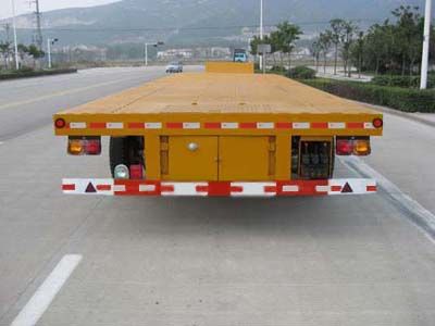 Dongbao  LY9200TDP Low flatbed semi-trailer for specialized transportation of wind power equipment