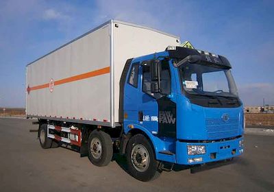 Tianye STY5190XRYFlammable liquid box transport vehicle