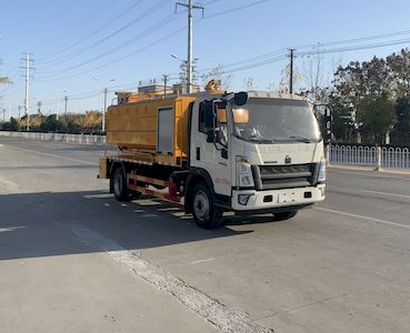 Chufei CLQ5120GQW6ZZYCleaning the suction truck