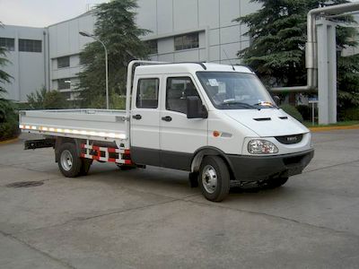 Iveco NJ1056SJN6 Iveco double row cargo truck