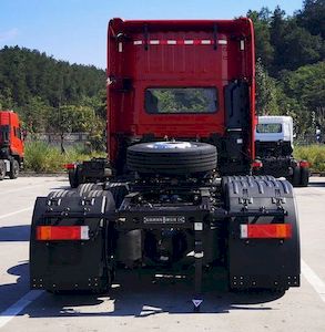 Dongfeng  DFH4250A16 Dangerous goods semi-trailer tractor