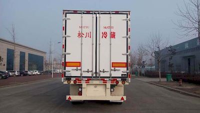 Matsukawa  SCL9401XLC Refrigerated semi-trailer