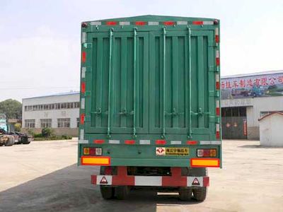 Yuchang  YCH9400XXY Box transport semi-trailer