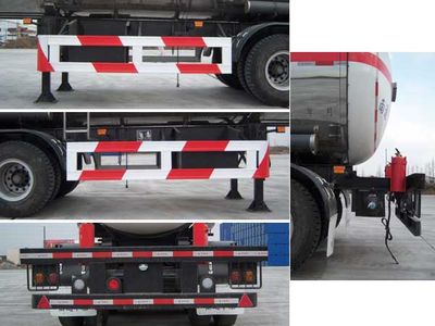 CIMC NTV9400GHYR Chemical liquid transportation semi-trailer