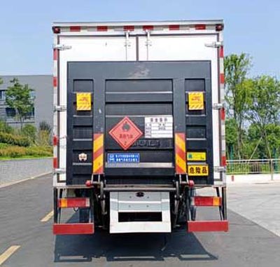 Cheng Li  CL5180XRQE6WX Flammable gas box transport vehicle