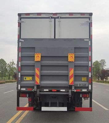 Xingbang Long brand automobiles XBZ5181XLCL6 Refrigerated truck