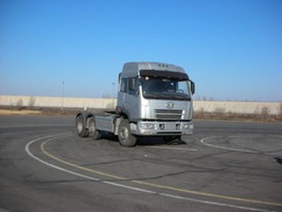 解放CA4252P21K2T36×2平头柴油半挂牵引汽车