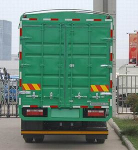 Dongfeng  EQ5150CCQ12DDAC Grate type transport vehicle