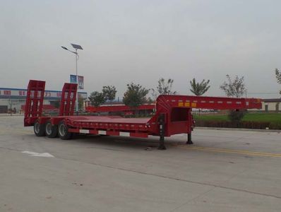 Lu Xuda  LZC9400TDP Low flatbed semi-trailer