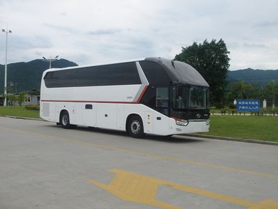 Jinlong  XMQ6129Y9 coach