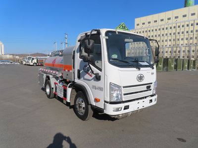 Luping Machinery LPC5040GJYC6 Refueling truck