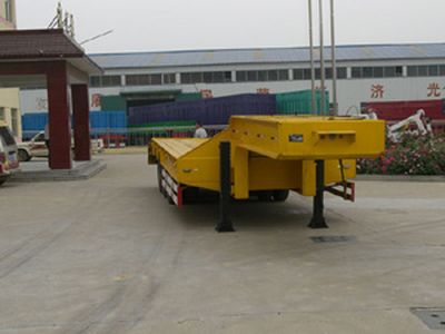 Tongyada  STY9370TDP Low flatbed semi-trailer