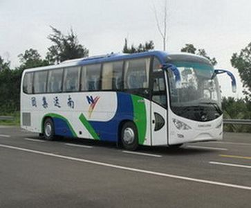 Jinlong  XMQ6126Y3 coach